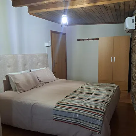 Casa Dos Avos - Local * Braganca